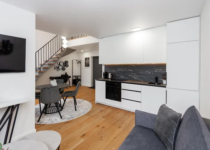 아파트 Luxury - Perliukas 팔랑가